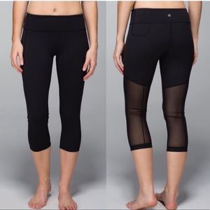 Lululemon Breathe Easy black mesh crop leggings